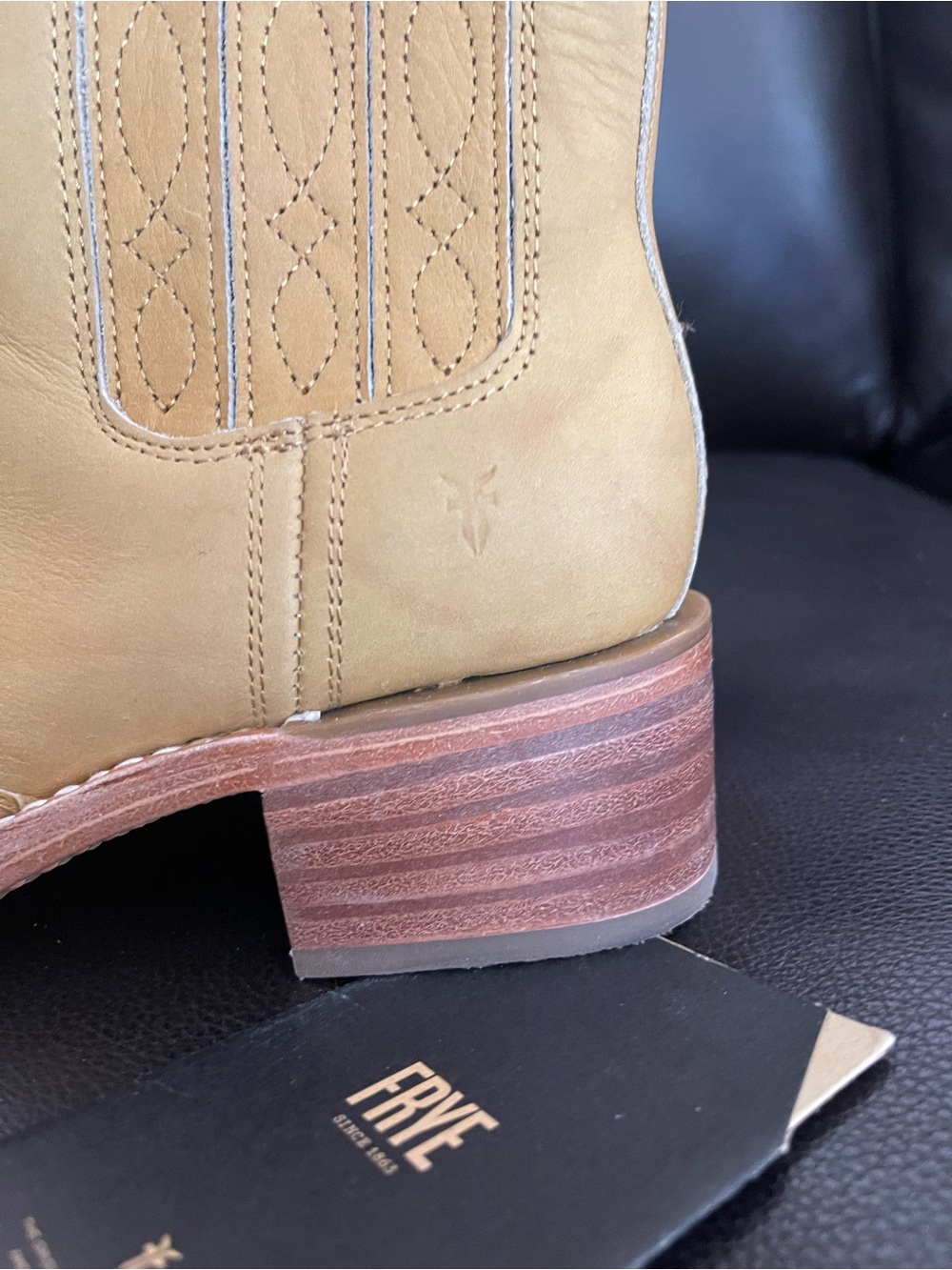 Frye Campus Chelsea Boots - Picture 9 of 13